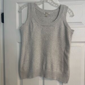 Style & Co. Light Gray Knit sleeveless Sweater camisole size small